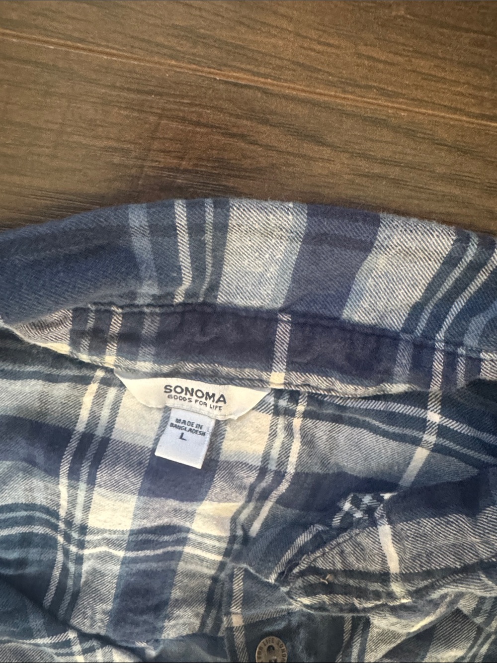 Men's Navy and White flannel plaid Casual Button-Down Shirt - Picture 2 of 2